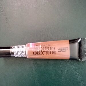 HD Corrector Concealer